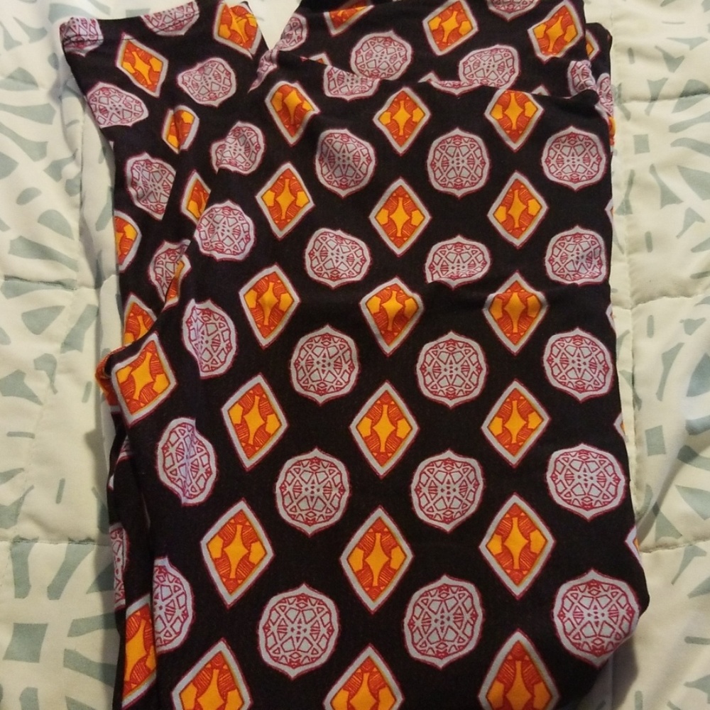 NEW no tags. Leggings.